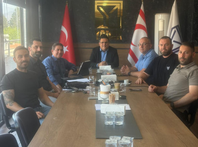 KTEMB&rsquo;den Y&Ouml;DAK&rsquo;a Ziyaret: Depolamalı G&uuml;neş Enerji Sistemleri Ele Alındı