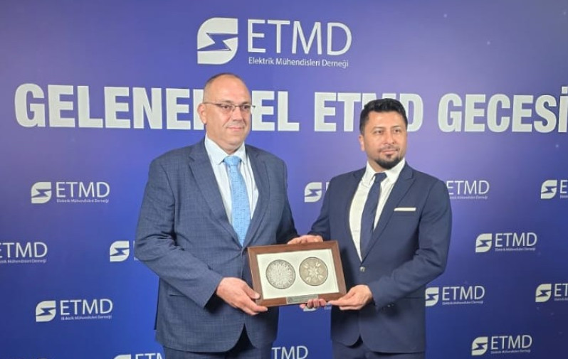 Başkan T&uuml;rkay Uzun Sılalı 17. Geleneksel Elektrik Tesisat M&uuml;hendisleri Derneği (ETMD) Gecesi&rsquo;ne katıldı
